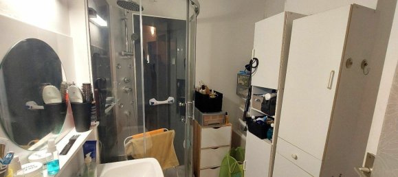 1 bedroom Apartment in Pertuis, France No. 286852 2