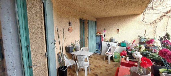 1 bedroom Apartment in Pertuis, France No. 286852 7