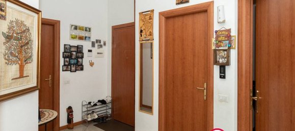 Apartamento de 3 dormitorios en San Vittore Olona, Italy No. 122178 25