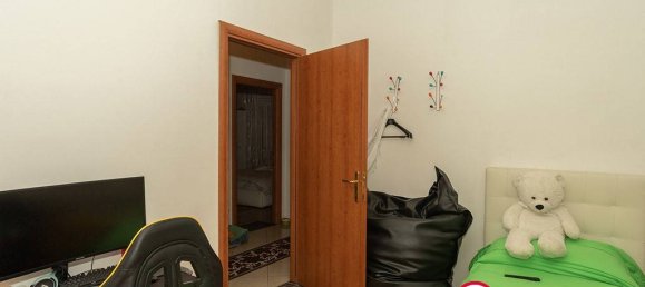 Apartamento de 3 dormitorios en San Vittore Olona, Italy No. 122178 15