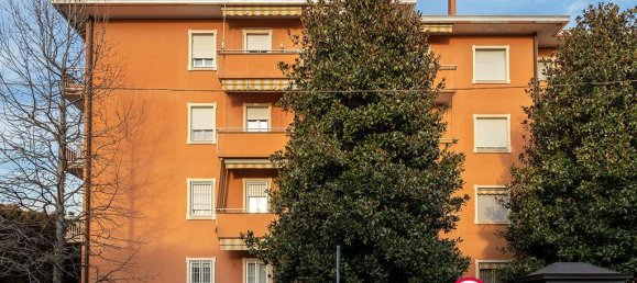 Apartamento de 3 dormitorios en San Vittore Olona, Italy No. 122178 2