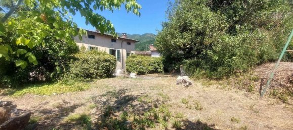 8 rooms Villa in Pescaglia, Italy No. 86146 4