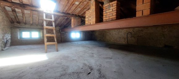 8 rooms Villa in Pescaglia, Italy No. 86146 9