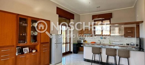 6 rooms Villa in Pontecagnano Faiano, Italy No. 65227 8