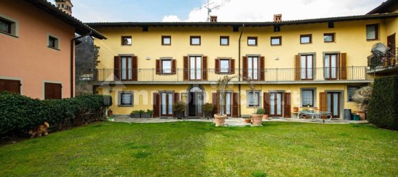 5 Schlafzimmer Villa in Bergamo, Italy, Nr. 170940 2