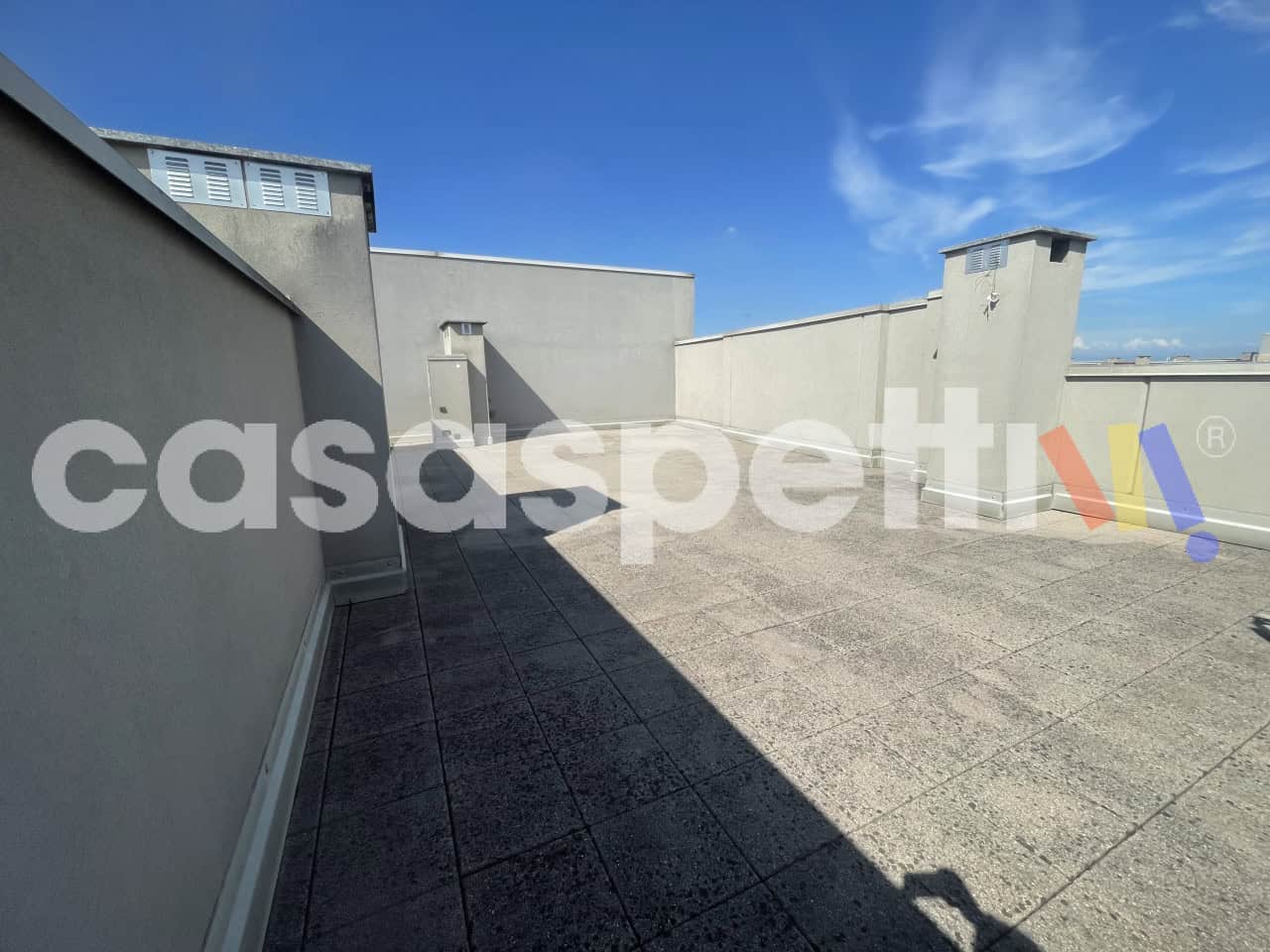 2 rooms Apartment in Milan, Italy No. 387096