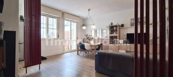 2 bedrooms Apartment in Modena, Italy No. 323376 3