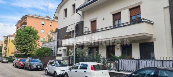 2 bedrooms Apartment in Modena, Italy No. 323376 31