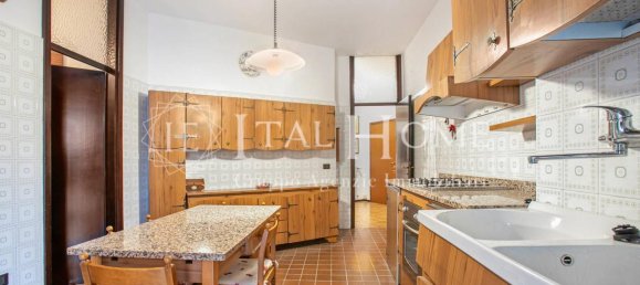 3-salle Appartement à Bergamo, Italy No. 40801 6