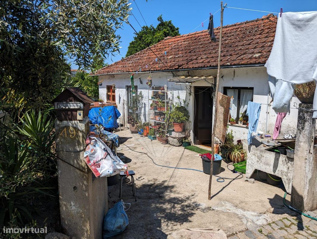 2 bedrooms House in Aiao, Portugal No. 173470