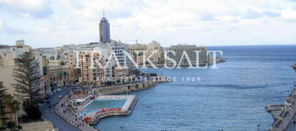 2 bedrooms Penthouse in Saint Julian's, Malta No. 6490 3
