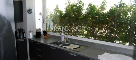 2 bedrooms Penthouse in Saint Julian's, Malta No. 6490 5