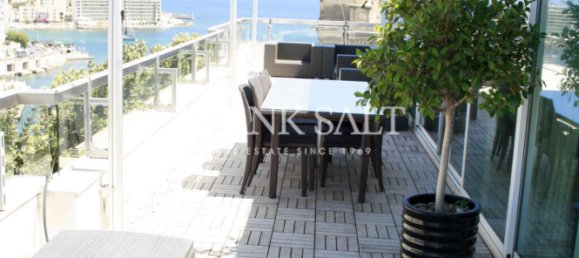 2 bedrooms Penthouse in Saint Julian's, Malta No. 6490 7