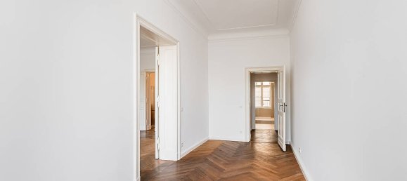 Квартира с 4 комнатами в Кройцберг, Германия № 110316 5