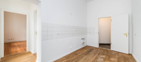 Квартира с 4 комнатами в Кройцберг, Германия № 110316 20