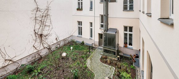 Квартира с 4 комнатами в Кройцберг, Германия № 110316 33