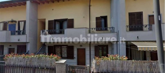 Квартира с 2 спальнями в Спирано, Италия № 267000 2