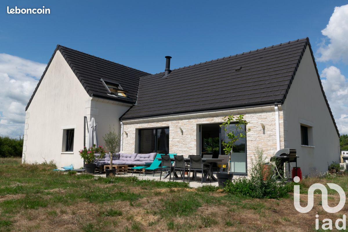 Casa de 5 dormitorios en Dampierre-en-Burly, France No. 279667