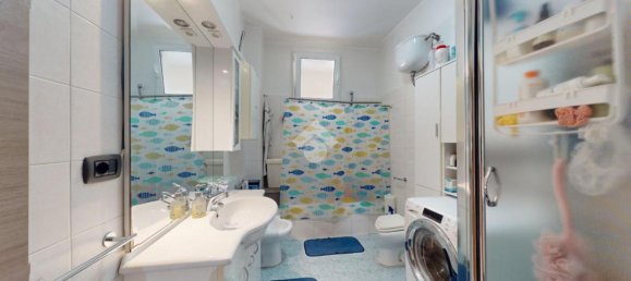 4 rooms Apartment in Brindisi, Italy No. 107014 9