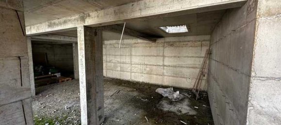 Вилла с 5 спальнями в Мониатис, Кипр № 7677 2