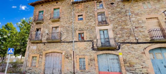 439m² Building in Vic, Spain No. 139960 4