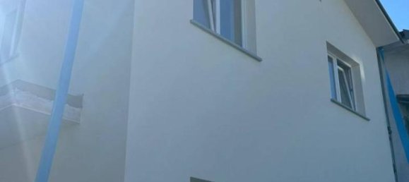 3-salle Appartement à Lagnasco, Italy No. 11665 10