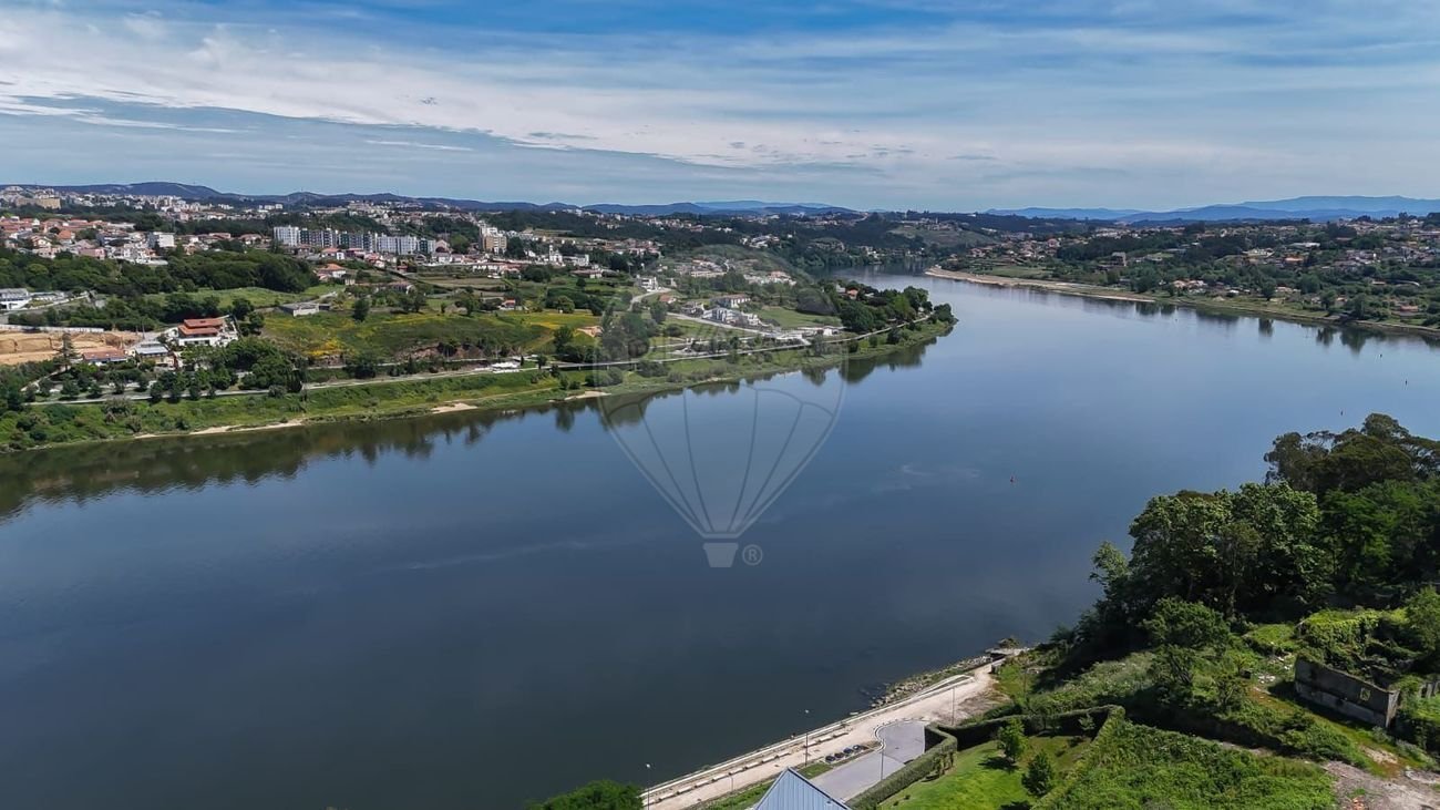 5 غرف نوم قطعة أرض في Vila Nova de Gaia, Portugal رقم 195039