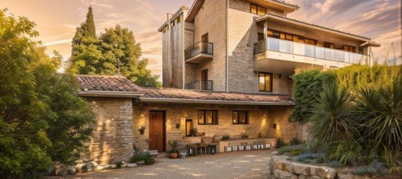 4 bedrooms House in Marino, Italy No. 167579 6