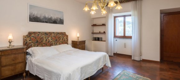 4 bedrooms House in Marino, Italy No. 167579 16