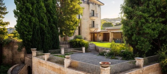 4 bedrooms House in Marino, Italy No. 167579 7