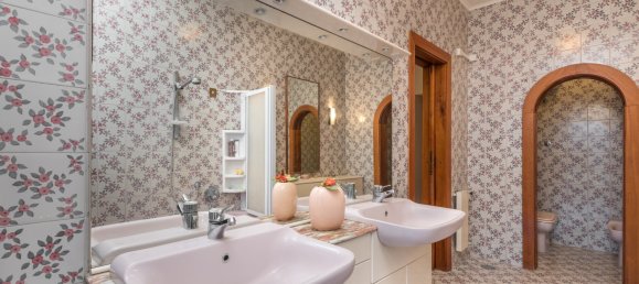 4 bedrooms House in Marino, Italy No. 167579 35