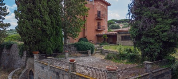 4 bedrooms House in Marino, Italy No. 167579 20