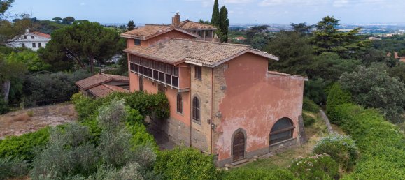 4 bedrooms House in Marino, Italy No. 167579 4