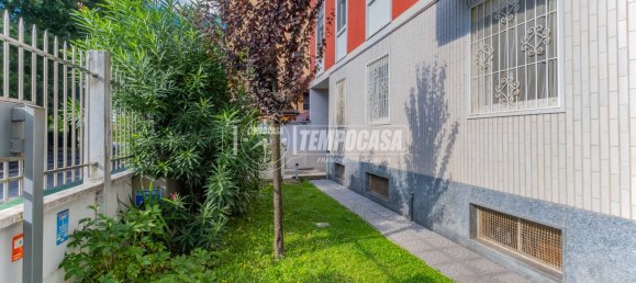 Apartamento de 2 dormitorios en Novate Milanese, Italy No. 347083 15