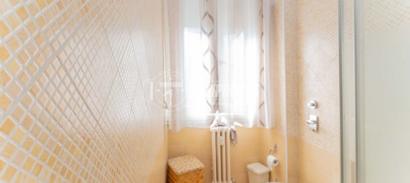 Apartamento de 2 dormitorios en Novate Milanese, Italy No. 347083 11