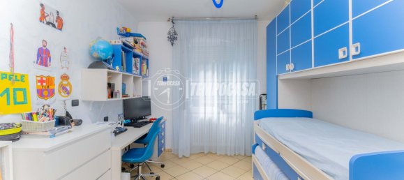Apartamento de 2 dormitorios en Novate Milanese, Italy No. 347083 9