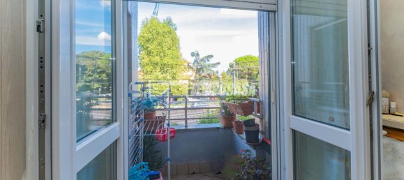 Apartamento de 2 dormitorios en Novate Milanese, Italy No. 347083 7