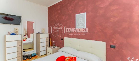 Apartamento de 2 dormitorios en Novate Milanese, Italy No. 347083 19