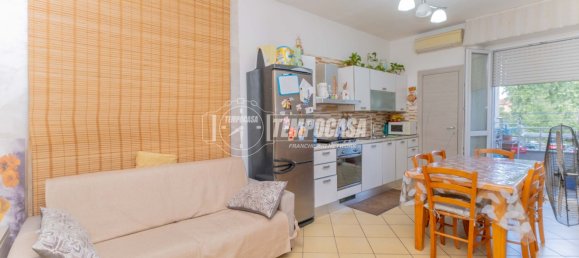 Apartamento de 2 dormitorios en Novate Milanese, Italy No. 347083 6