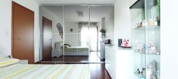 3 rooms Apartment in Montesilvano, Italy No. 258819 13