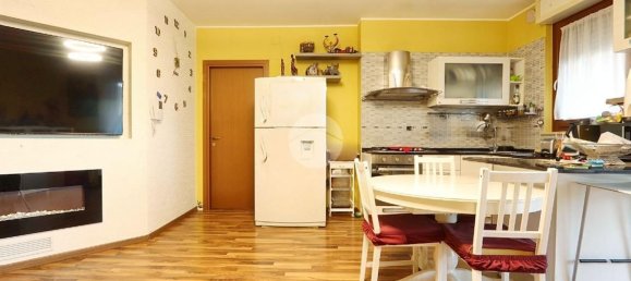 3 rooms Apartment in Montesilvano, Italy No. 258819 5