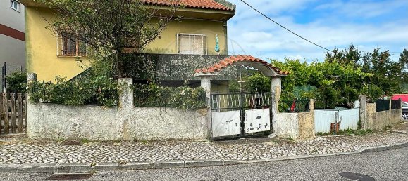 3 bedrooms House in Casal de Cambra, Portugal No. 47174 3