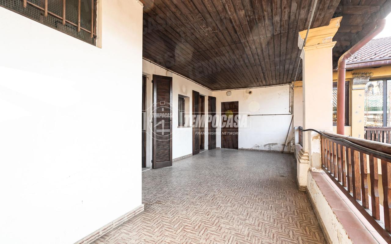 4غرفة شقة في Lambrugo, Italy رقم 167681