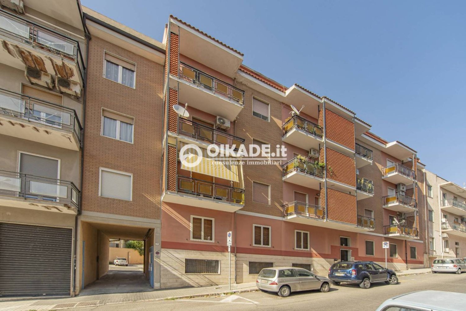 3 bedrooms Apartment in Cagliari, Italy No. 339163