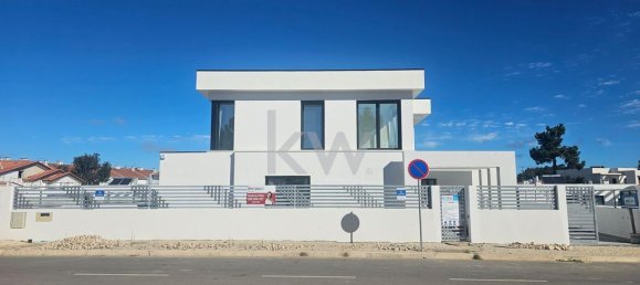 Дом с 4 спальнями в Сетубал, Португалия № 71632 2