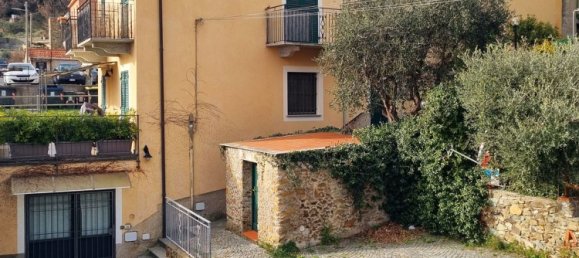 3 rooms Penthouse in Noli, Italy No. 138407 5