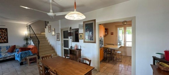 6 rooms Villa in Camaiore, Italy No. 261590 13