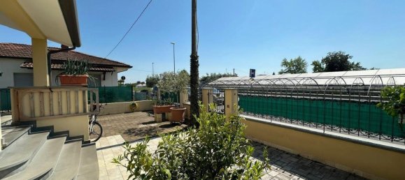 6 rooms Villa in Camaiore, Italy No. 261590 7