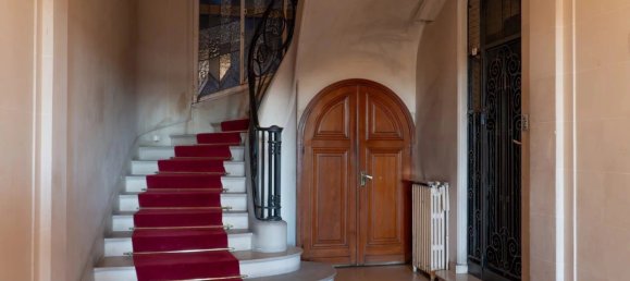 5 bedrooms Apartment in Paris, France No. 345045 26