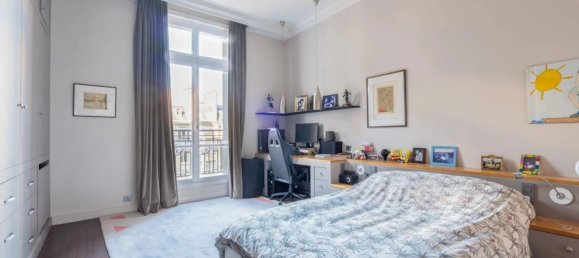 5 bedrooms Apartment in Paris, France No. 345045 13